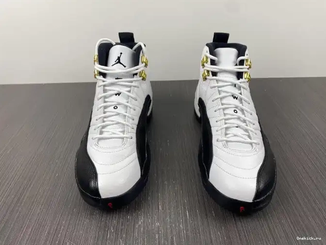 One Kick Taxi (2013) Jordan 12 130690-125 Retro 0523